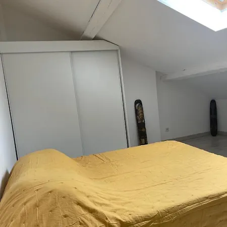 Climatise Centre-ville De Dans Comble 4 Couchages